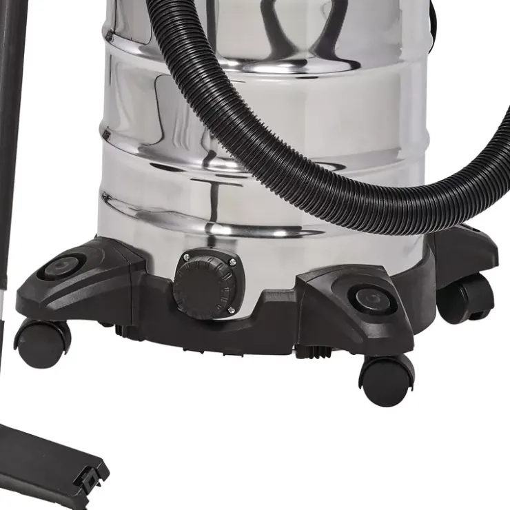 Clearance TC-VC 1930 S Wet / Dry Vacuum Cleaners